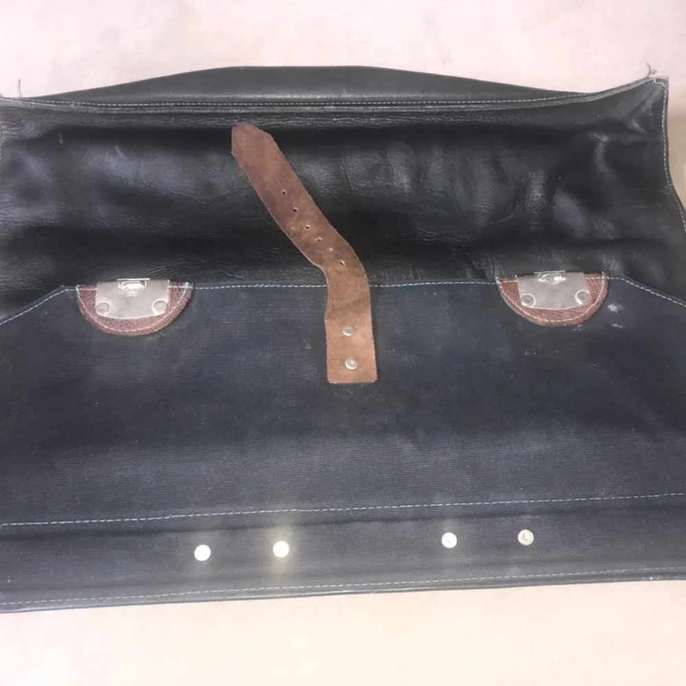 🩵Cheney England briefcase🧵stitching, vintage